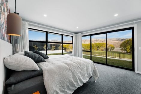 Photo of property in 8 Pegasus Court, Mount Pisa, Cromwell, 9383