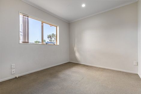 Photo of property in 3 Reefton Place, Flat Bush, Auckland, 2019