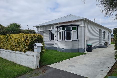 Photo of property in 17 Dilworth Street, Riccarton, Christchurch, 8011