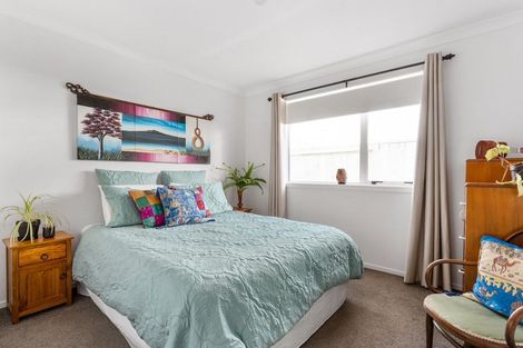 Photo of property in 19 Cupples Street, Papamoa Beach, Papamoa, 3118