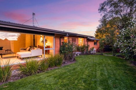 Photo of property in 6 Rutherglen Avenue, Ilam, Christchurch, 8041