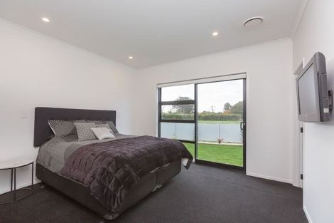 Photo of property in 19 Smith Street, Lepperton, New Plymouth, 4373