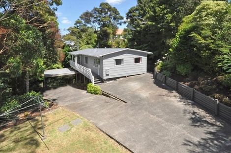 Photo of property in 1/8 Sapphire Place, Bayview, Auckland, 0629