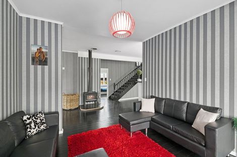 Photo of property in 39 Sussex Street, Levin, 5510