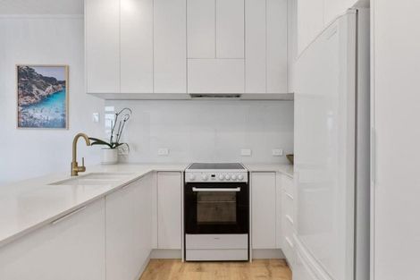 Photo of property in Atlas Apartments, 34/49 Maunganui Road, Mount Maunganui, 3116