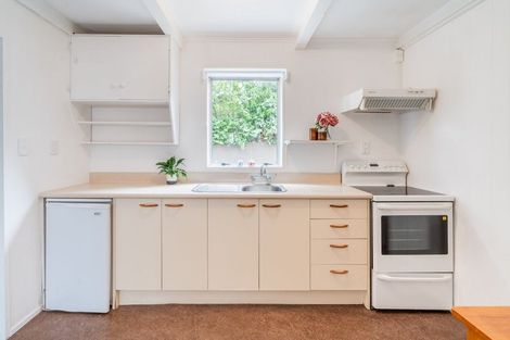 Photo of property in 2/53 Mathesons Road, Phillipstown, Christchurch, 8011