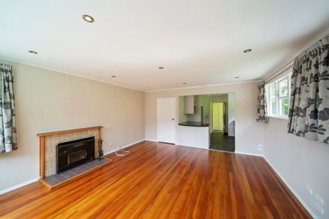 Photo of property in 60 Glenpark Avenue, Frankleigh Park, New Plymouth, 4310