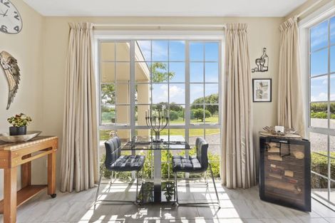 Photo of property in 15 Tarahunga Road, Levin, 5571