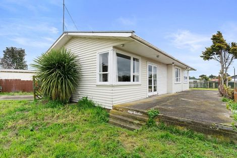 Photo of property in 2 Cook Street, Levin, 5510