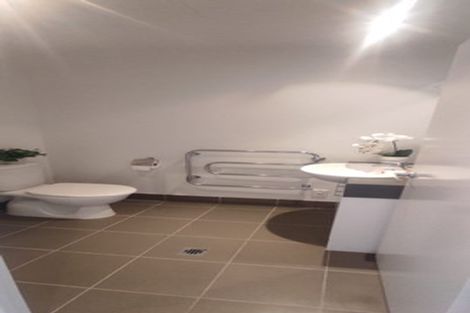 Photo of property in 13e/71 Spencer Road, Oteha, Auckland, 0632