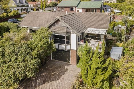 Photo of property in 32 Kinloch Place, Papakowhai, Porirua, 5024