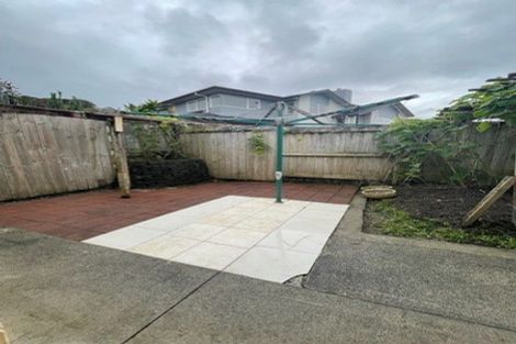 Photo of property in 25 Ambassador Glade, Orewa, 0931