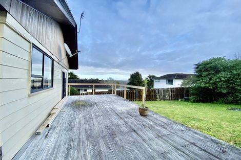 Photo of property in 12 Melia Grove, Goodwood Heights, Auckland, 2105