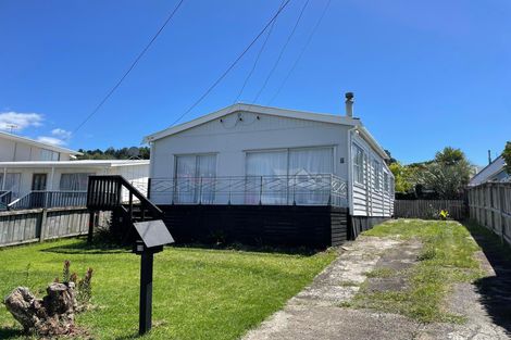 Photo of property in 10 Fyfe Road, Waihi Beach, 3611