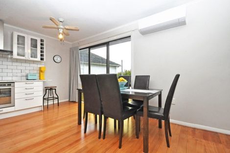 Photo of property in 3 Percival Street, Manurewa, Auckland, 2102