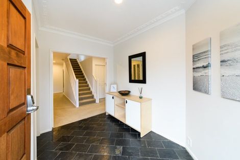 Photo of property in 15 Phoenix Avenue, Hokowhitu, Palmerston North, 4410