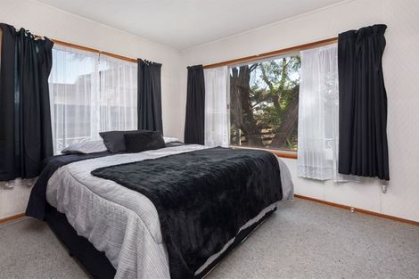 Photo of property in 94 Crawford Avenue, Mangere Bridge, Auckland, 2022