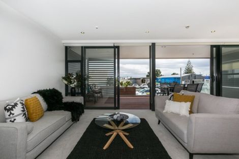 Photo of property in 201/7 Humber Street, Pandora, Napier, 4110