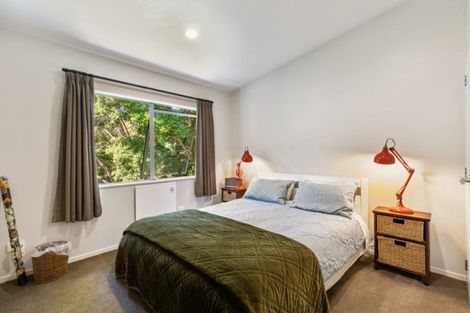 Photo of property in 2/72 Spinella Drive, Bayview, Auckland, 0629