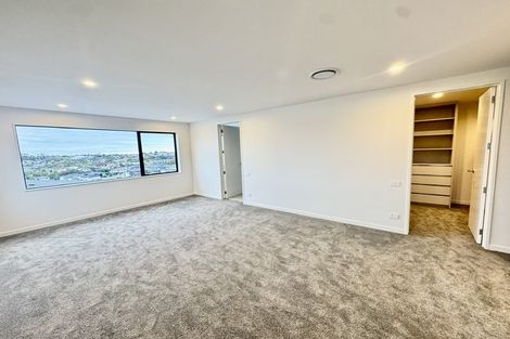 Photo of property in 23 Kerekin Drive, Oteha, Auckland, 0632