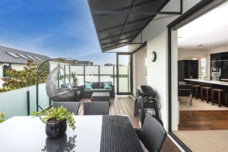 Photo of property in 59 Waterstock Way, Parklands, Christchurch, 8083