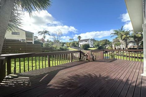 Photo of property in 12 Wilkinson Way, Browns Bay, Auckland, 0630