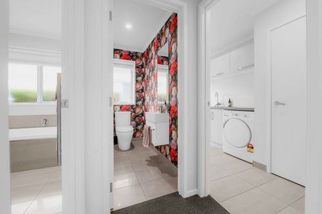 Photo of property in 46 Helen June Avenue, Flagstaff, Hamilton, 3210