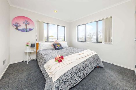 Photo of property in 26a Wayne Drive, Mangere, Auckland, 2022