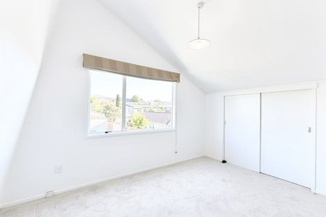 Photo of property in 2a Sirius Place, Botany Downs, Auckland, 2010