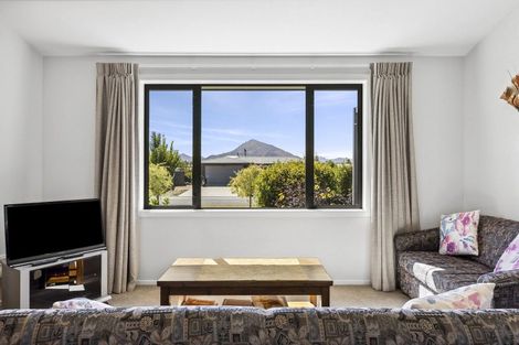 Photo of property in 7 Wren Street, Albert Town, Wanaka, 9305