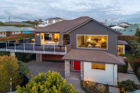 Photo of property in 126d Sandspit Road, Shelly Park, Auckland, 2014