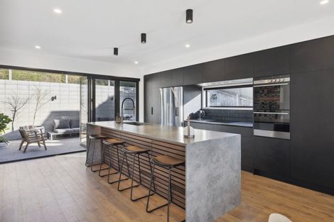 Photo of property in 1/2 Clayton Street, Saint Clair, Dunedin, 9012