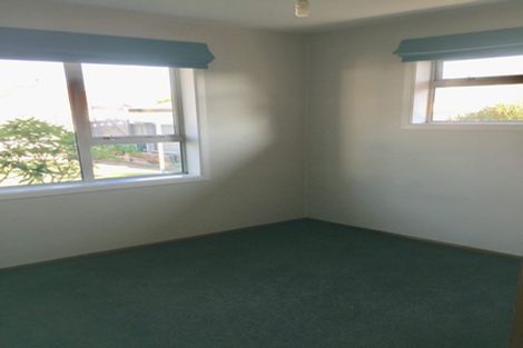 Photo of property in 20 Torquay Place, Bryndwr, Christchurch, 8053