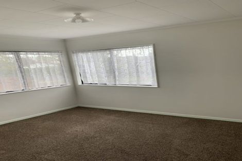 Photo of property in 18 Delaware Grove, Totara Park, Upper Hutt, 5018