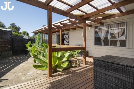 Photo of property in 110 Coopers Road, Gate Pa, Tauranga, 3112