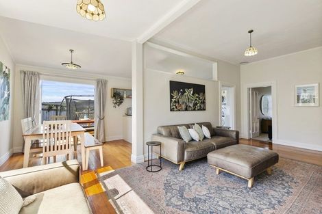 Photo of property in 8 Clifford Road, Johnsonville, Wellington, 6037