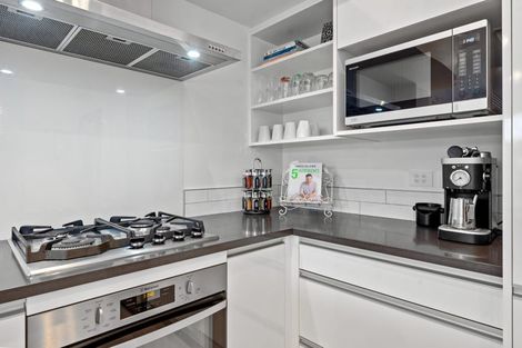 Photo of property in 39 Walter Merton Road, Hobsonville, Auckland, 0616