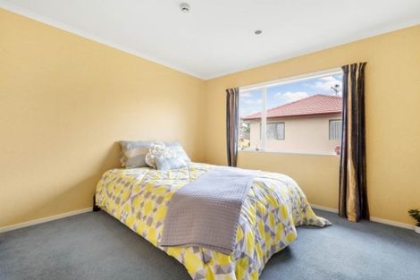 Photo of property in 12 Franshell Crescent, East Tamaki, Auckland, 2013