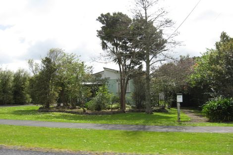 Photo of property in 20 Ferry Parade, Herald Island, Auckland, 0618