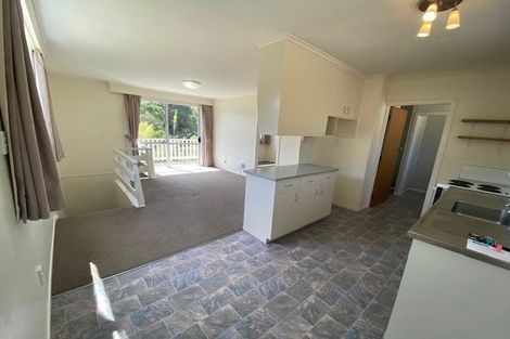 Photo of property in 3b Peckham Grove, Tawa, Wellington, 5028