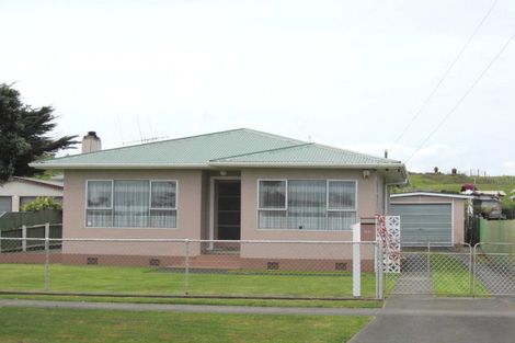 Photo of property in 66 Polson Street, Castlecliff, Whanganui, 4501
