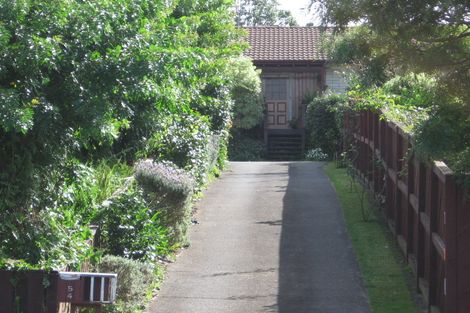Photo of property in 54 Meadway, Sunnyhills, Auckland, 2010