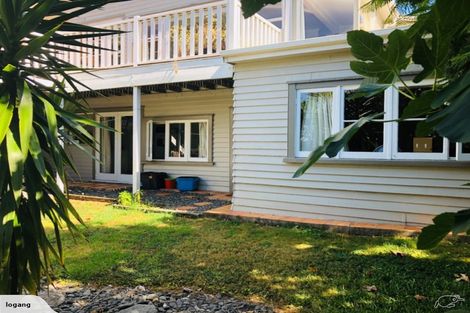 Photo of property in 76 Wade River Road, Stanmore Bay, Whangaparaoa, 0932