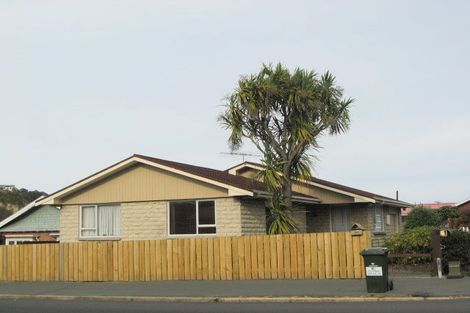 Photo of property in 130 Musselburgh Rise, Musselburgh, Dunedin, 9013