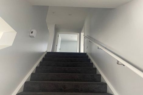 Photo of property in 128a Randwick Road, Moera, Lower Hutt, 5010