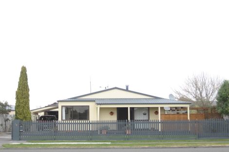 Photo of property in 73 Wharerangi Road, Greenmeadows, Napier, 4112