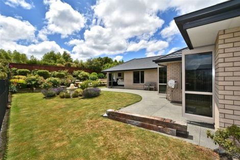 Photo of property in 21 Strathcarron Place, Broomfield, Christchurch, 8042