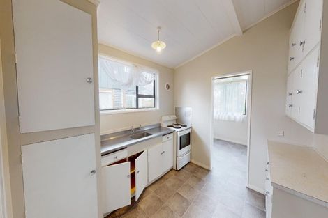 Photo of property in 16 Motuoapa Place, Kelvin Grove, Palmerston North, 4414