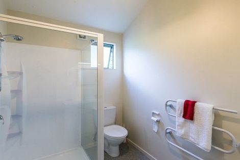 Photo of property in 7 Vera Lane, Paraparaumu, 5032