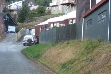 Photo of property in 19 Watts Road, Fernhill, Queenstown, 9300